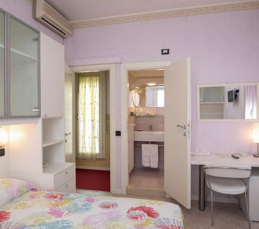 Hotel Fiorella