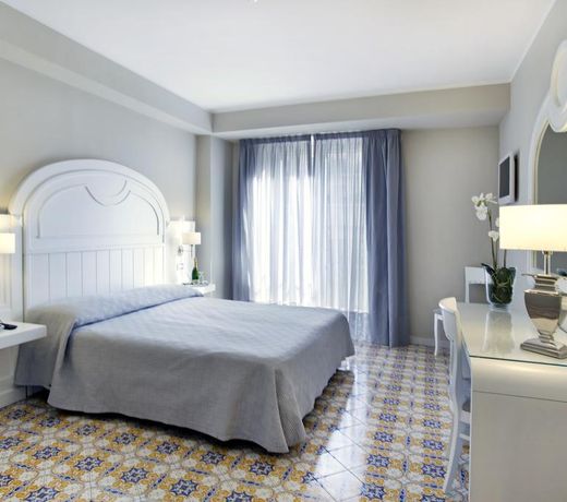 Hotel Capri