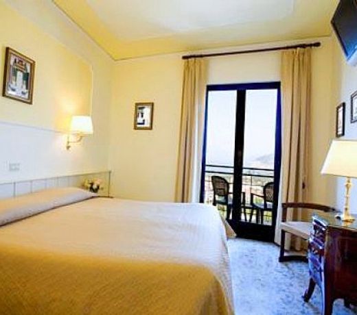 Hotel Cristina