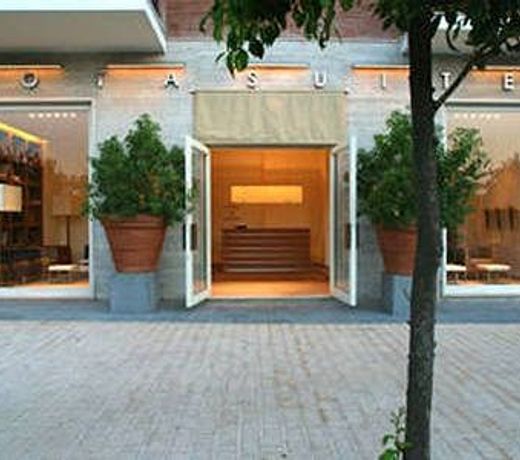 Rota Suites