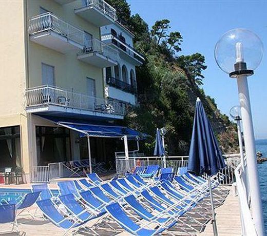 Hotel Admiral