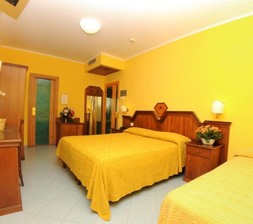 Hotel Ascot Sorrento