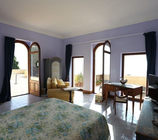 Casa Cuseni, Residenza d'artista, Museo e Giardino storico