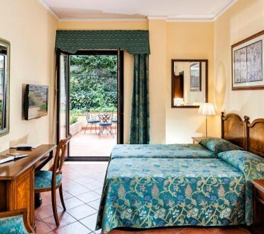 Hotel Sirius