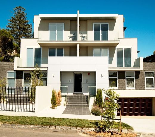 APARTMENTS at KEW Q45