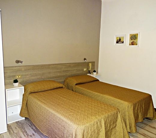 Hotel Mom Assisi