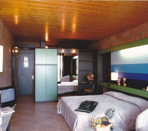 Eco Village Baia Delle Ginestre