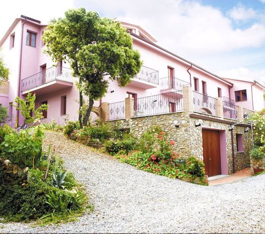 Residenza Locci - Rooms & Apartments