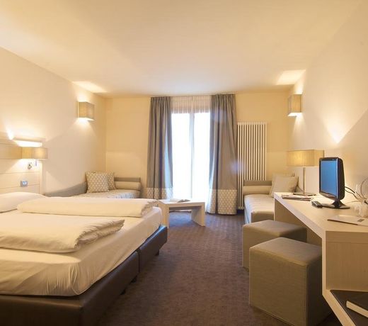 Le Blanc Hotel & Spa