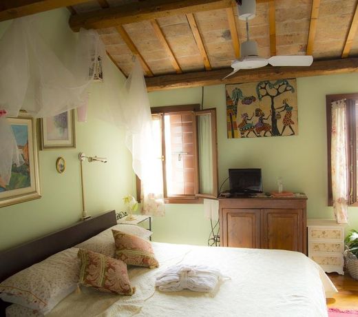 MAISON MAGGY