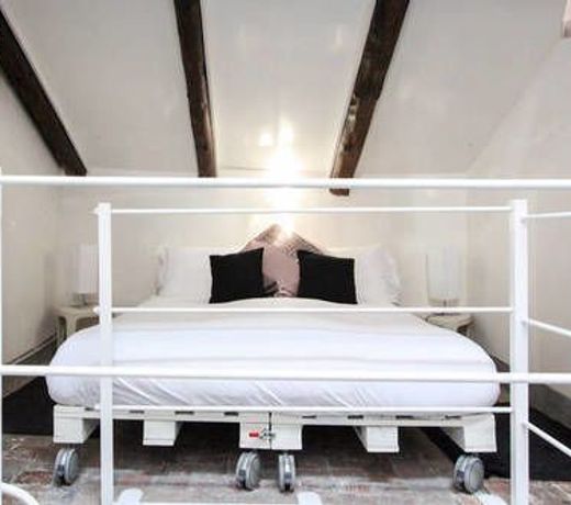 19 Borgo Cavour