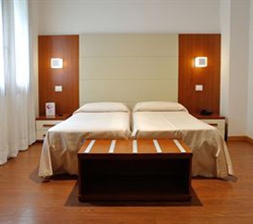 Hotel Mezzaluna