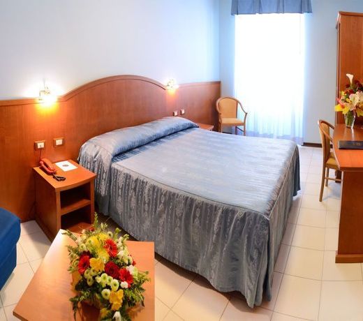 Hotel Italia