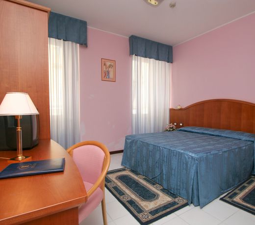Hotel Italia