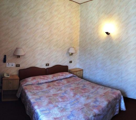 Eden Hotel