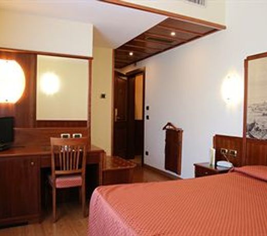 Hotel President