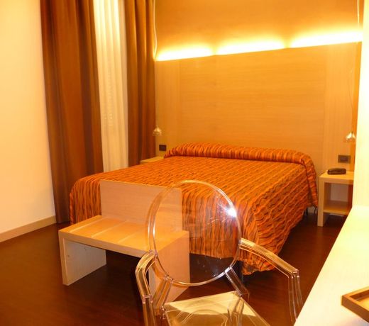Hotel Paris