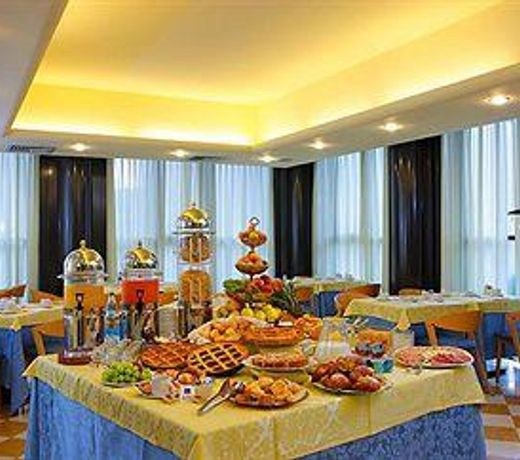 Park Hotel Ai Pini & Restaurant Ai Pini
