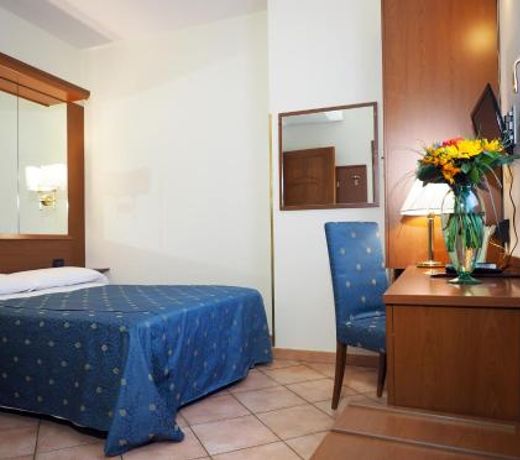 Hotel Cris