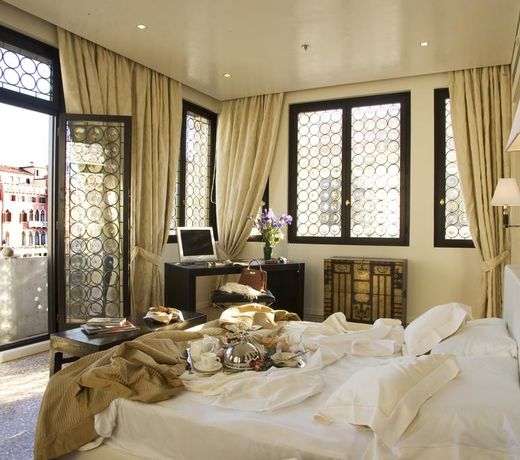 Ca' Nigra Lagoon Resort