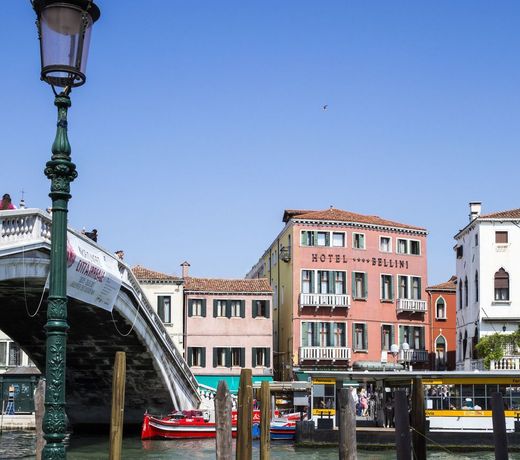 NH Venezia Santa Lucia