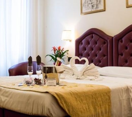 Pensione Accademia - Villa Maravege