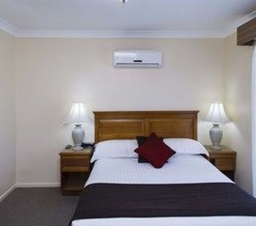 McNevins Maryborough Motel