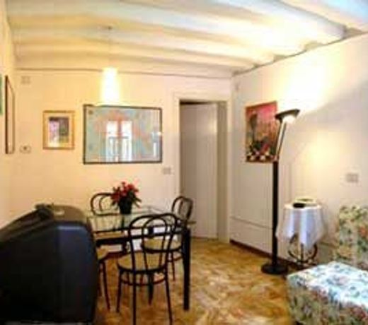 In the heart of Venice free internet