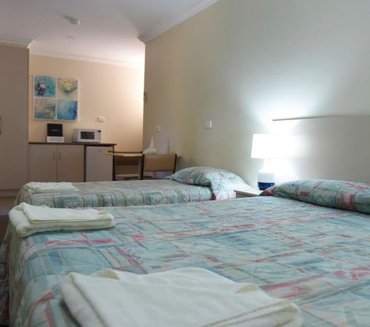 Mia Motel