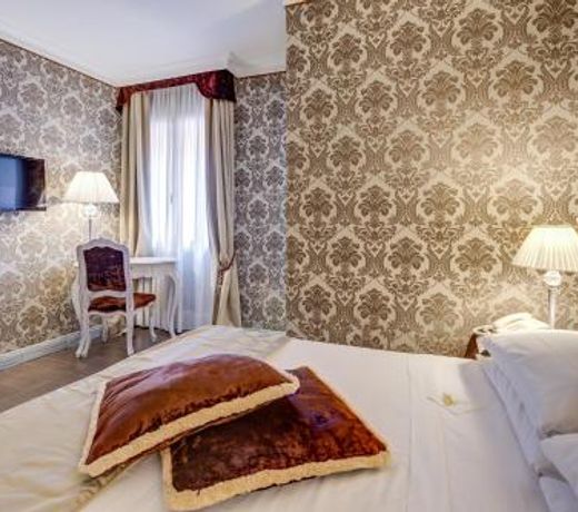 Hotel Antiche Figure