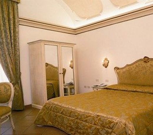 Hotel Italia