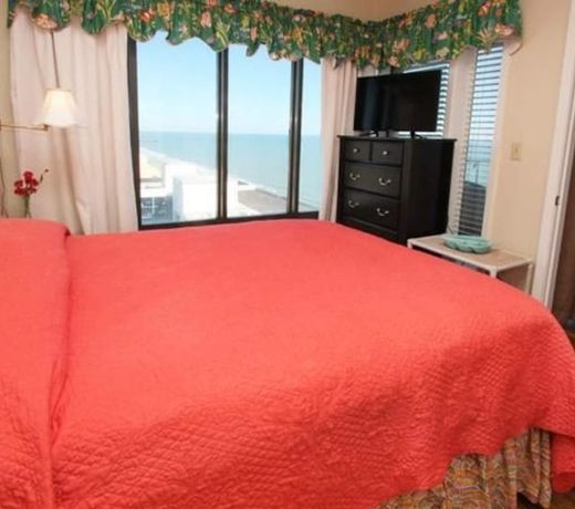 The Palace Resort by Elliott Beach Rentals