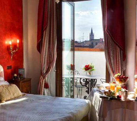 Due Torri Hotel