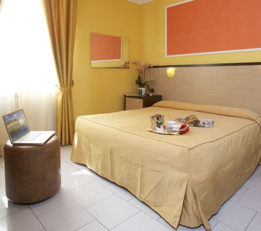 Hotel Tirrenia