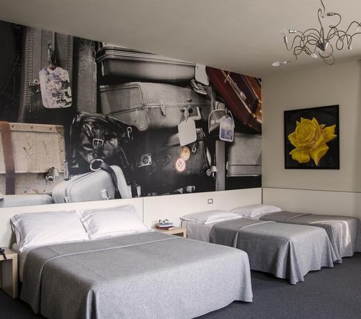 Key Hotel