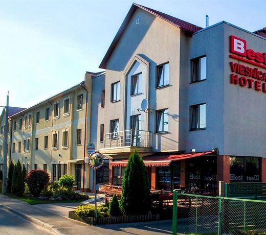 Hotel BEST with FREE PARKING