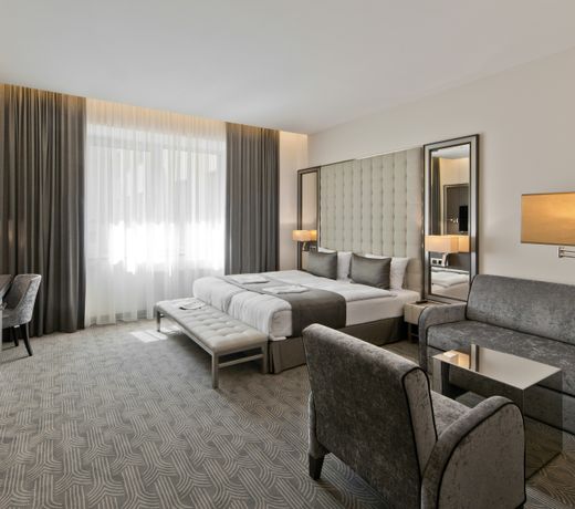 Congress Avenue Hotel