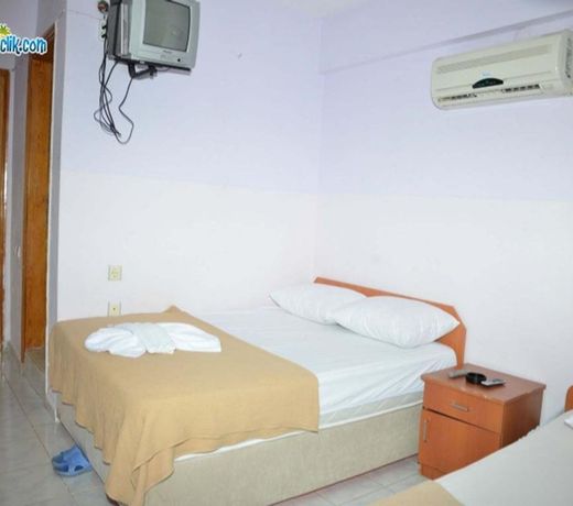 Baris Hotel Akcay