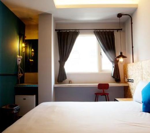 R A Guesthouse