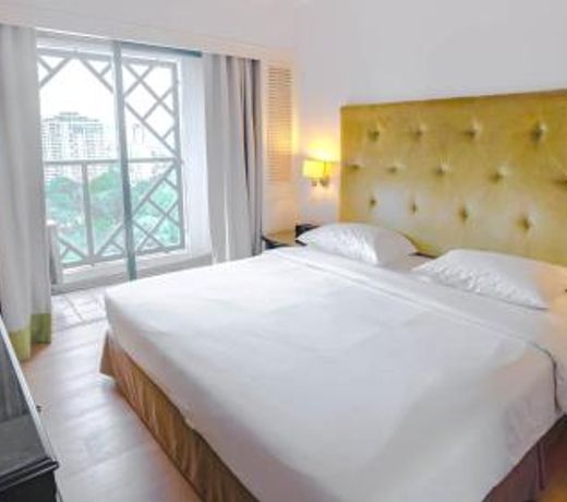 Ambassador Row Hotel Suites by Lanson Place