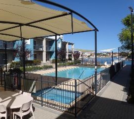 C Mandurah Apartment Resort
