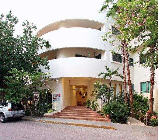 Riviera Maya Suites