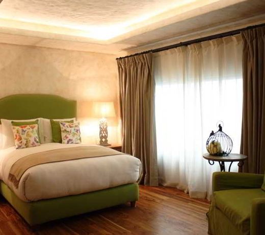 The Alest Hotel