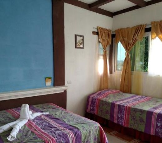 Zapote Tree Inn