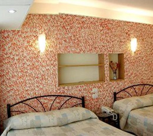 Apartamentos Hotel Avilla
