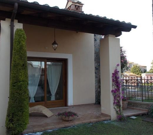 Bella di Casa Garden