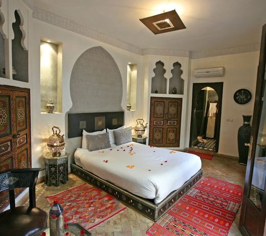 Riad La Porte Rouge