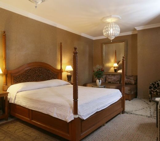 Riad Karmela