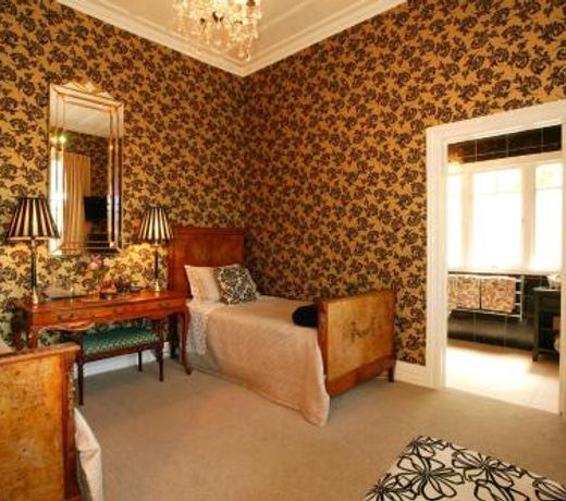 Eden Park Bed And Breakfast Inn