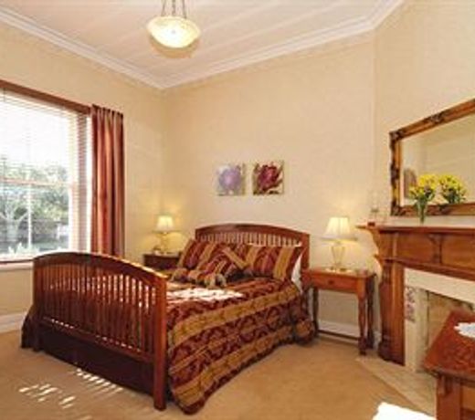 Eden Park Bed And Breakfast Inn
